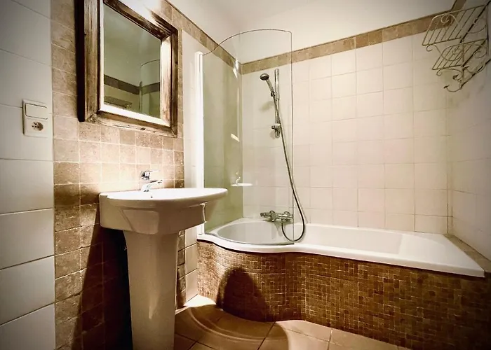 La D'auguste * Saint-Hubert